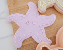 Load image into Gallery viewer, Happy Starfish Cookie Cutter and Embosser
