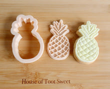 Load image into Gallery viewer, Pineapple Stamp / Cutter - Made in the UK with Love  from House of Toot Sweet - Just £5! Shop now at House of Toot Sweet
