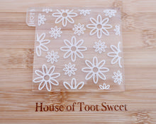 Load image into Gallery viewer, Daisy Flower Texture Embosser - Made in the UK with Love  from House of Toot Sweet - Just £7! Shop now at House of Toot Sweet
