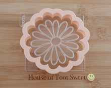 Load image into Gallery viewer, Large Daisy Embosser / Cutter - Made in the UK with Love  from House of Toot Sweet - Just £6.50! Shop now at House of Toot Sweet
