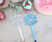 Load image into Gallery viewer, Mirror Snowflake Drink Stirrer Set - Made in the UK with Love  from House of Toot Sweet - Just £5.50! Shop now at House of Toot Sweet
